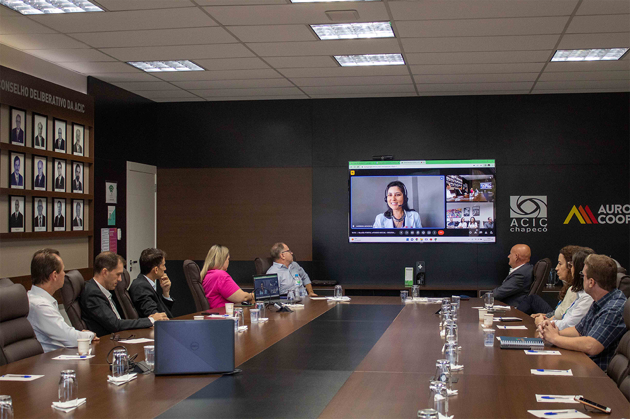 FIESC e ACIC apresentam portais sociais à Receita Federal